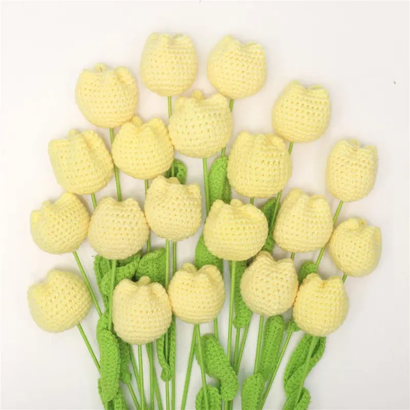10/20/30Pcs Crochet Tulips without Vase, Mother's Day Gift, Artificial Flower Bouquet, Decorative Flowers, Graduation Gift, Valentine's Day Gift, Room Decor for Girls, Fall Room Decor, Funky Room Decor, Birthday Gift